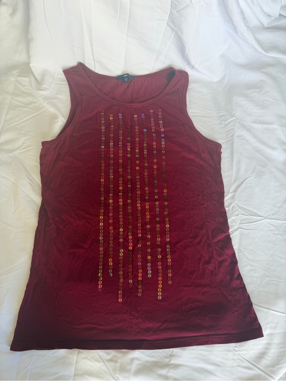 GAP burgundy sequin tank top size medium, 100% pima cotton, y2k, great condition